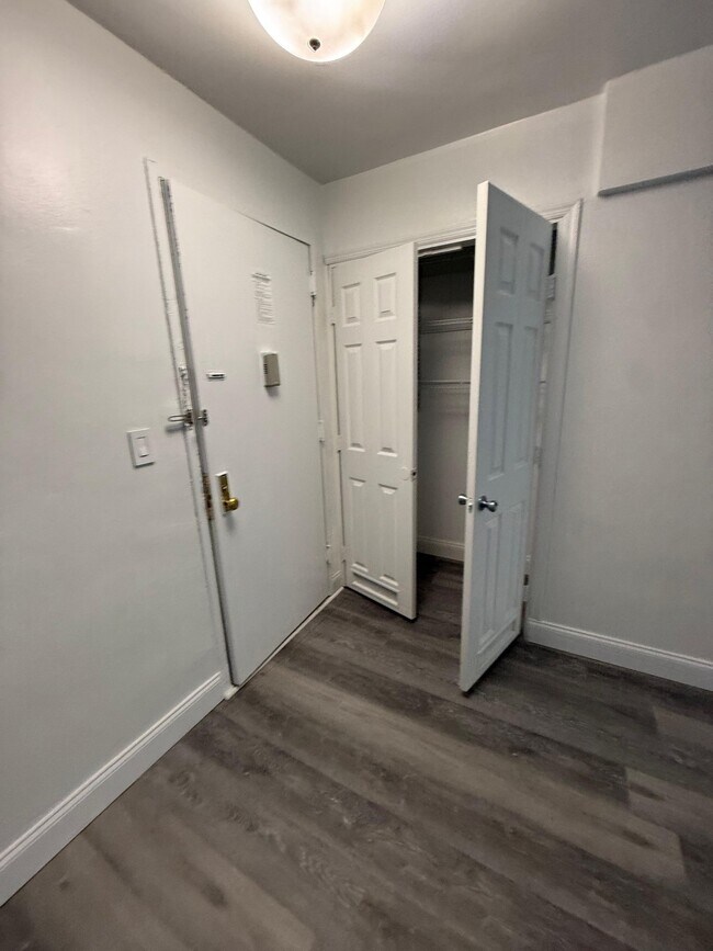 Photo - 2661 Marion Ave Unit 2