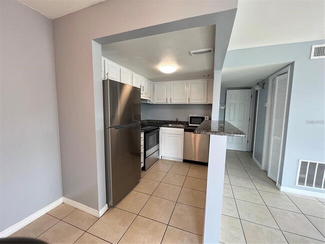 Photo - 2535 N Alafaya Trail Unit 65