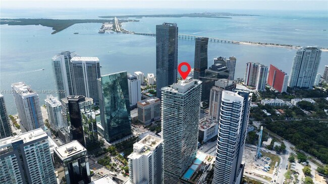 Building Photo - 1300 S Miami Ave Unit 2411 Rental