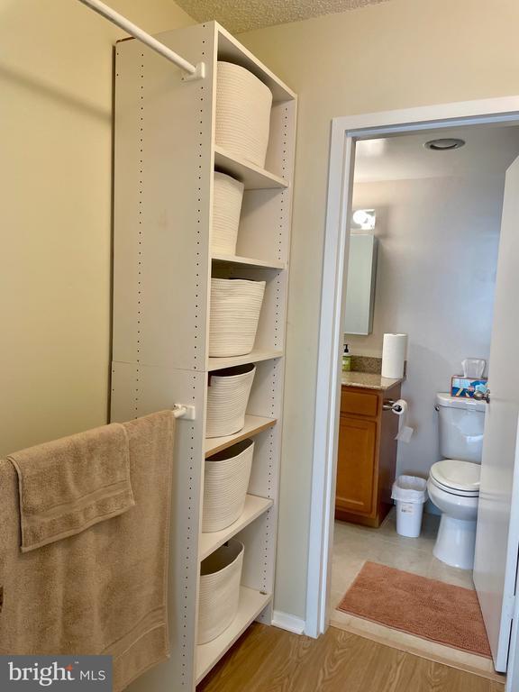 Photo - 5225 Pooks Hill Rd Unidad 1607N