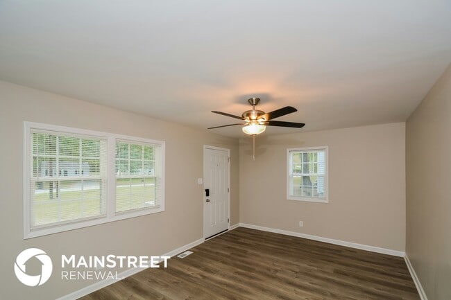 Photo - 189 Lawndale Ave