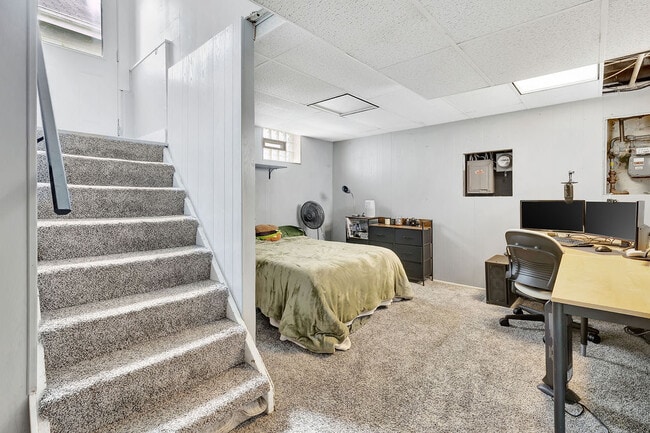 Photo - 3242 Stanhope Ave