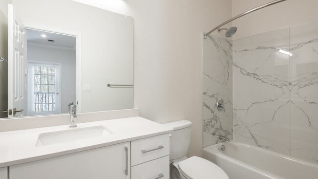 Bathroom - Liberty Park