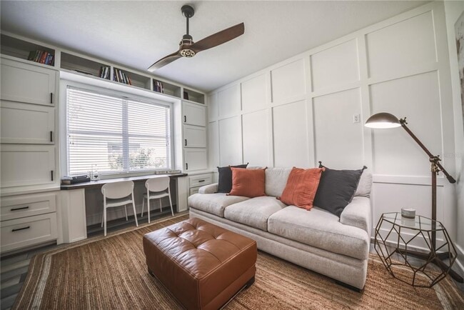 Photo - 5546 Whitehead St