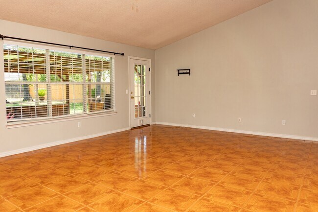 Photo - 2831 Atoka Trail