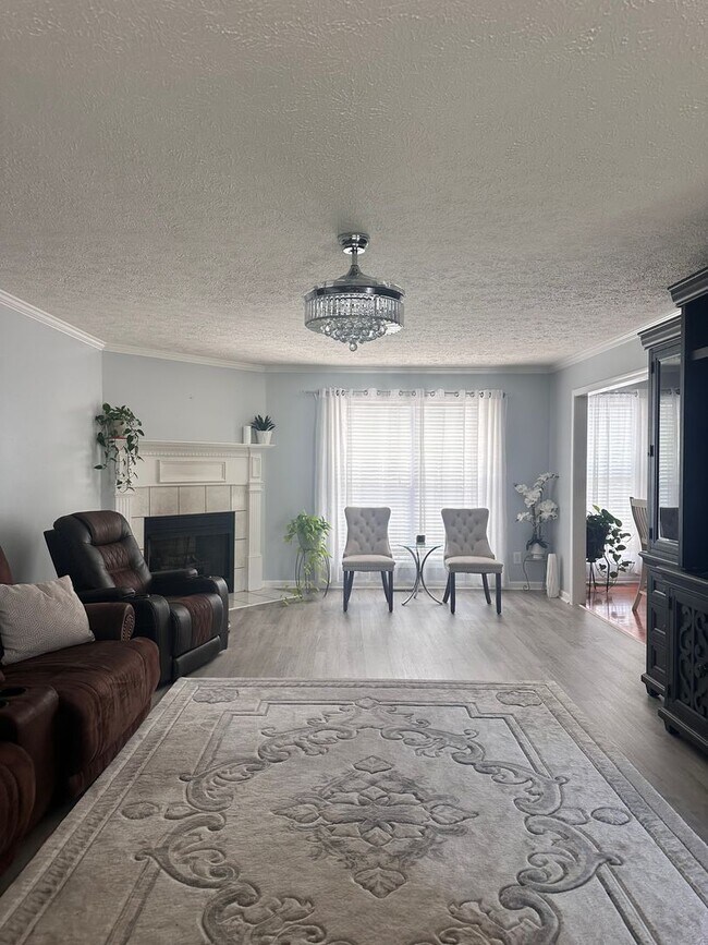 3416 Heatherwood Trce