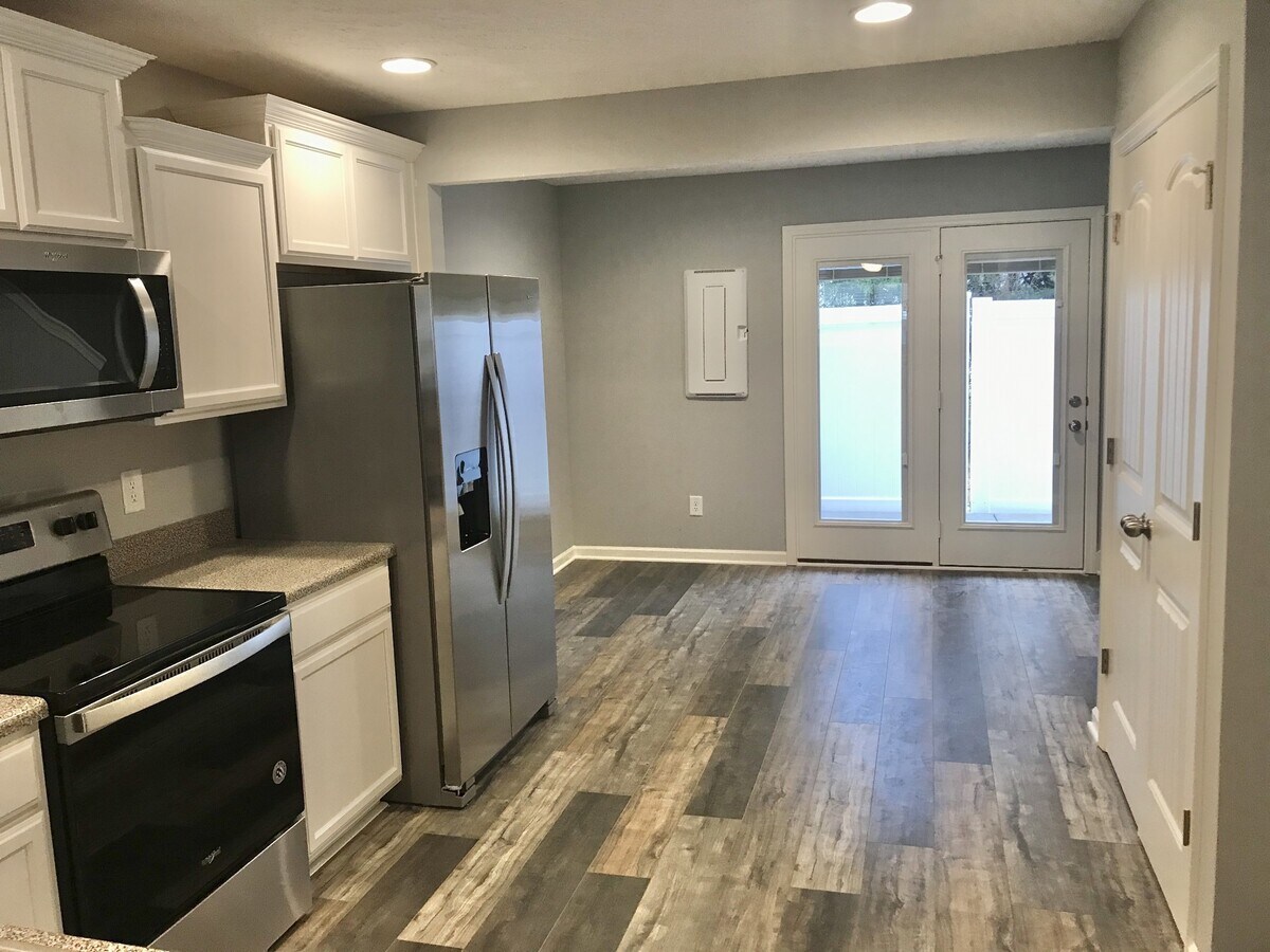 Photo - 2378 Age Ave