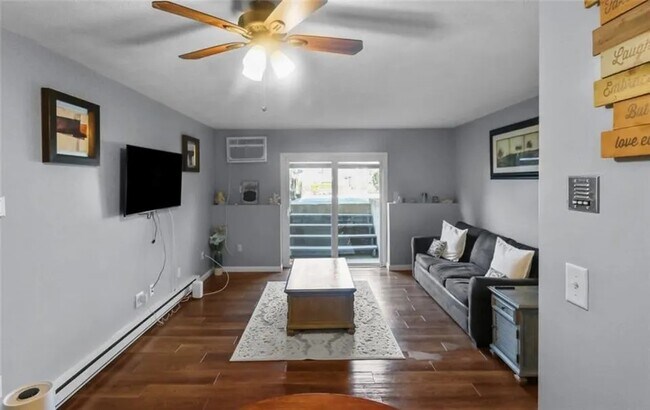 Photo - 200 Manville Hill Rd Unit 126