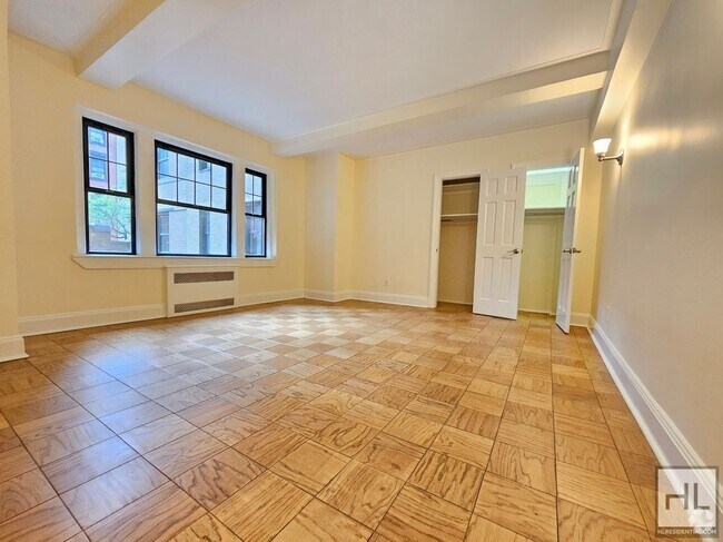 Building Photo - Studio Apartment in West Village | 2nd Flo... Unit 2K