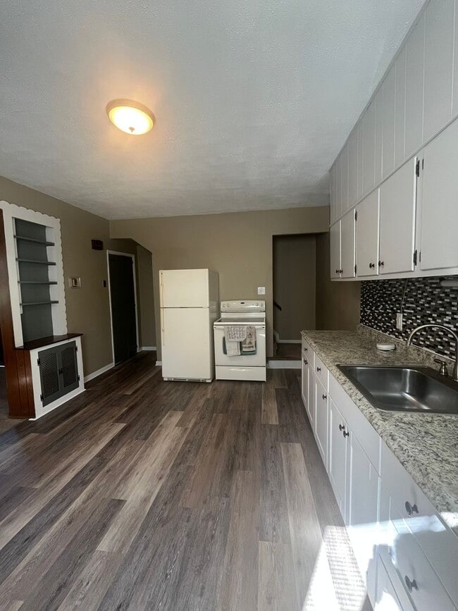 Photo - Available Now! 3 Bed, 1 Bath in Boyertown