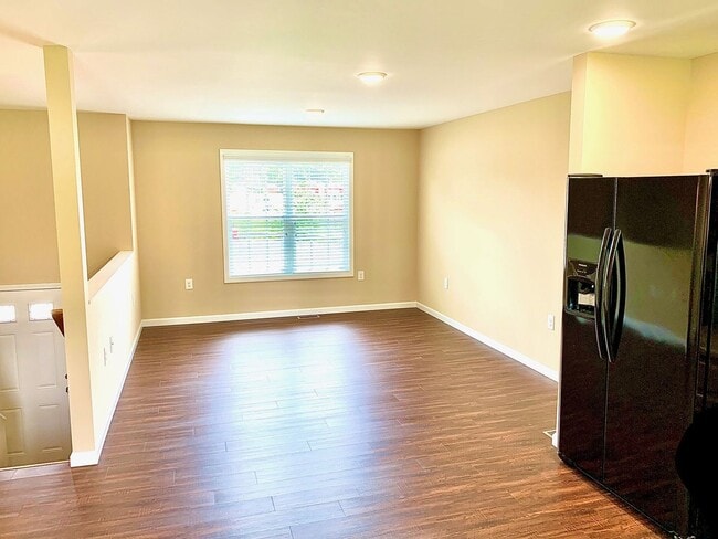 Photo - Duplex 2 Bedroom / 2Bath Johnson City