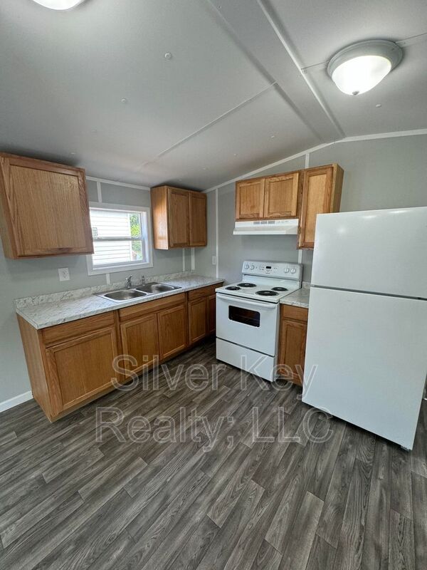 Photo - 1004 S Jackson St
