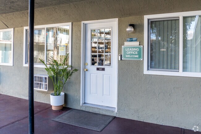 Leasing Office