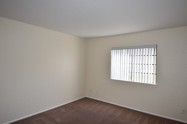 Photo - Mountain Vista Apartments