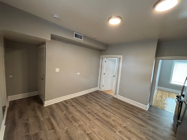 Photo - 6118 W Roosevelt Rd