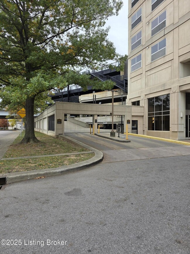 Photo - 1 Riverpointe Plaza Unit APT 521