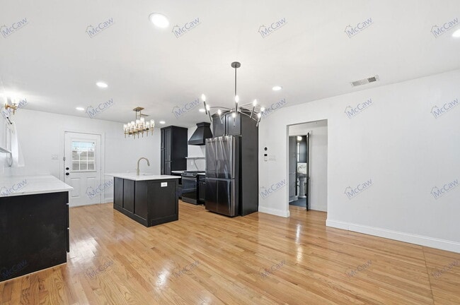 Photo - 1622 Hollywood Ave