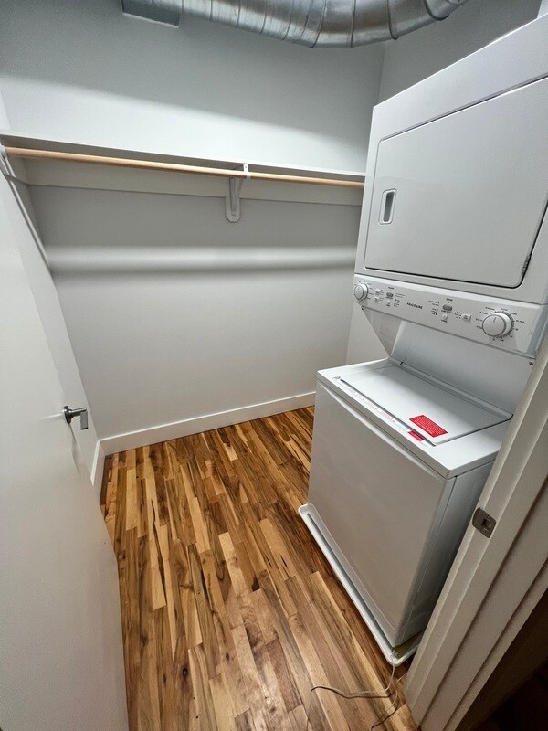 Photo - 806 W Cary St