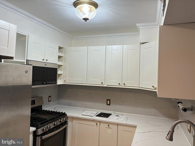 Photo - 555 Massachusetts Ave NW Unidad 815