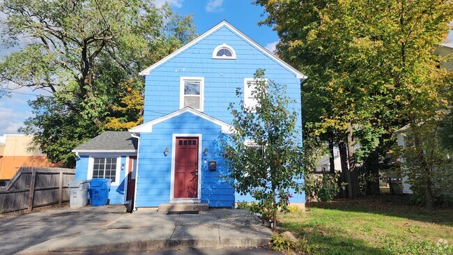 Building Photo - 17 Morris Ave Rental