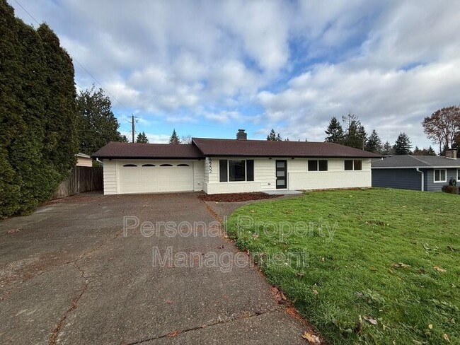 Building Photo - 12202 NE 2nd St