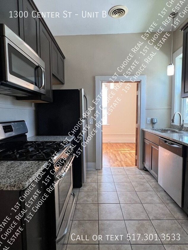 Photo - 1300 Center St-Unit B