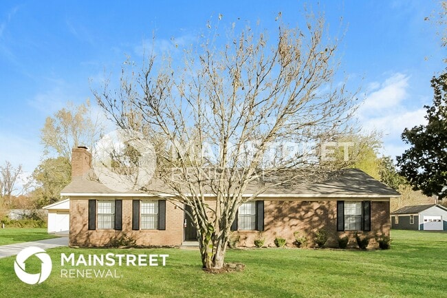 Building Photo - 26 Hickory Hills Dr