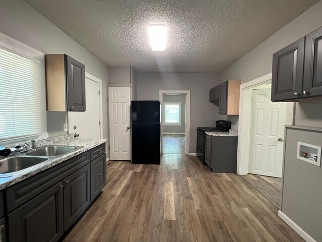 Photo - PRE-LEASING!! - AVAILABLE 7/10/26- Two Bedroom/ 1 Bathroom House