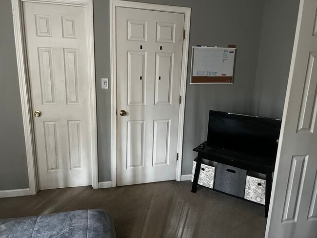 Photo - 360 Burch Rd