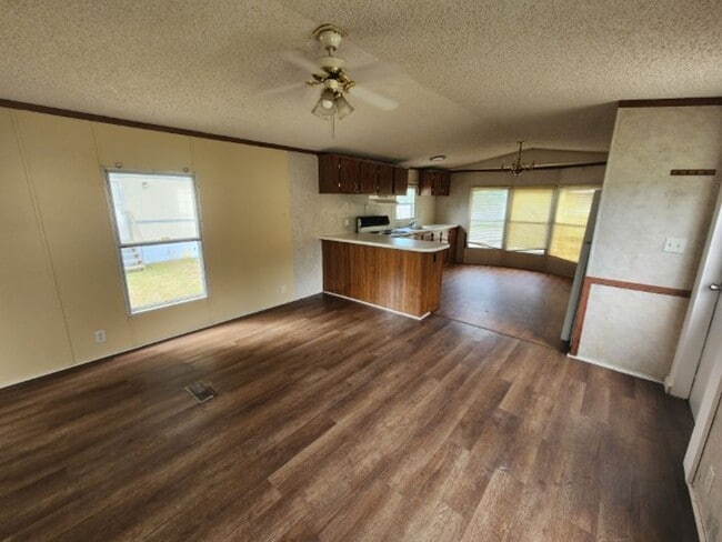 Photo - 42 Wilma Ln