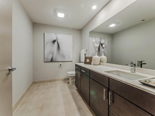 Lofts At River East