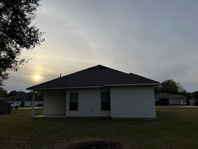 Photo - 48266 Labonte Ln