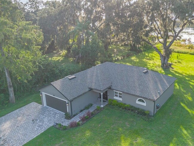 Photo - LAKE FRONT BRAND NEW Beautiful 3 bedroom on Lake Toho!