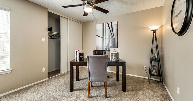 Chelsea Creek Apartment Homes