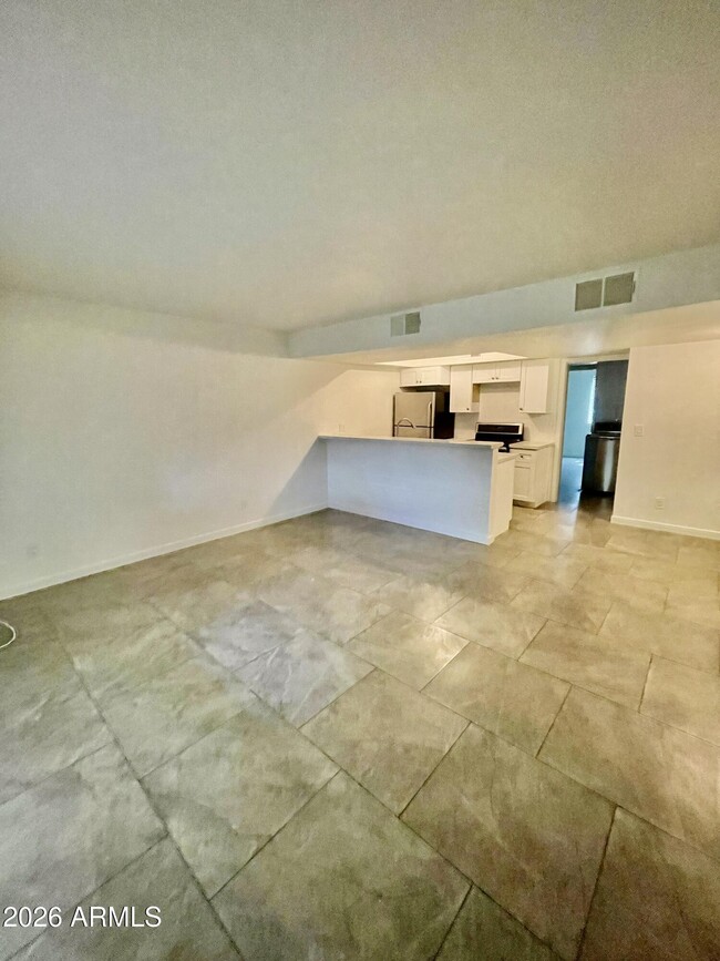 Photo - 8838 North 8th St Unidad 104