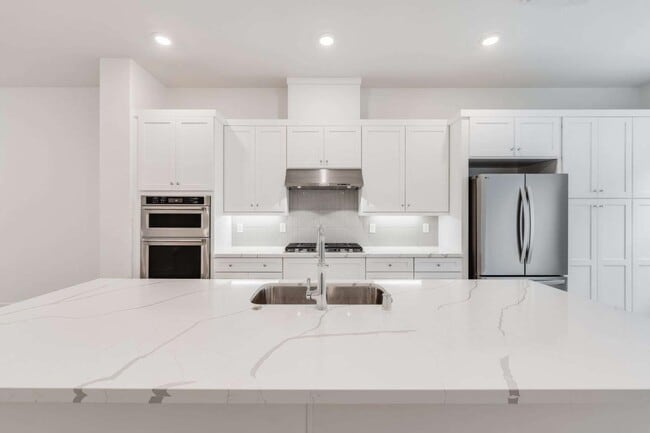 Photo - 202 Stone Pine Terrace