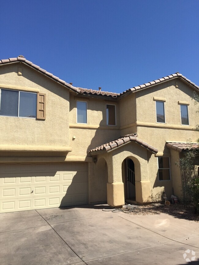 Building Photo - 10638 Pueblo Springs St Rental