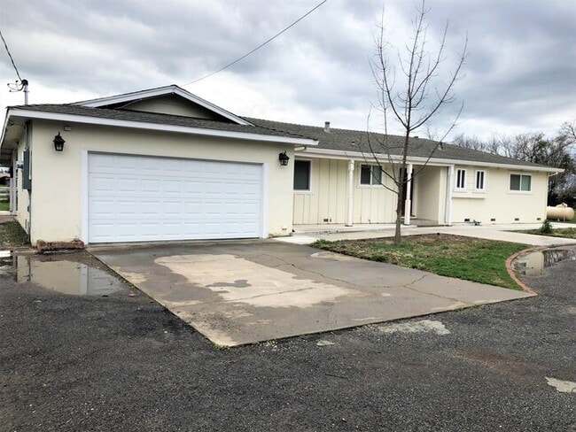 Photo - 9610 Sheldon Rd