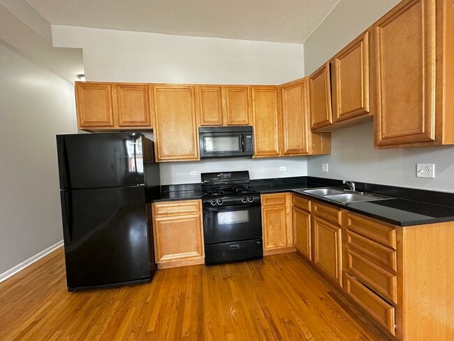 Photo - 2438 N Laramie Ave