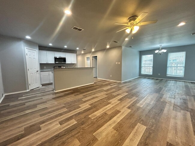 Photo - 1107 N Englewood Ave