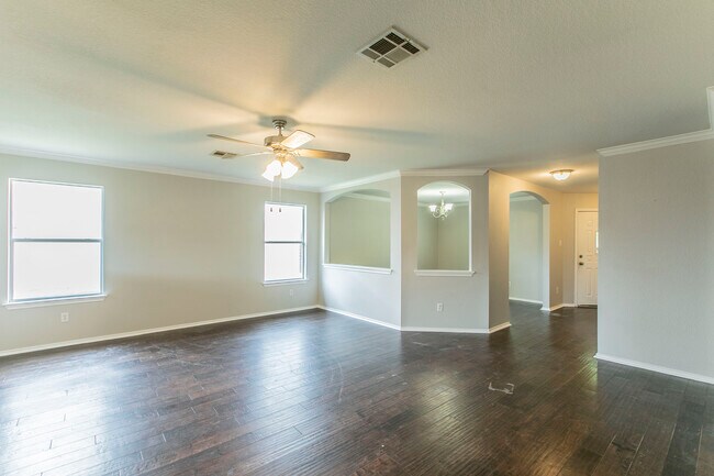 104 Easy St