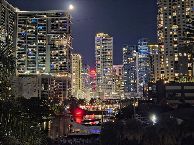 Photo - 401 SW 4th Ave Unit 401