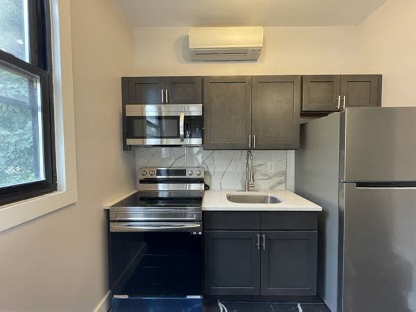 Photo - 226 Roseville Ave Unit 1BR
