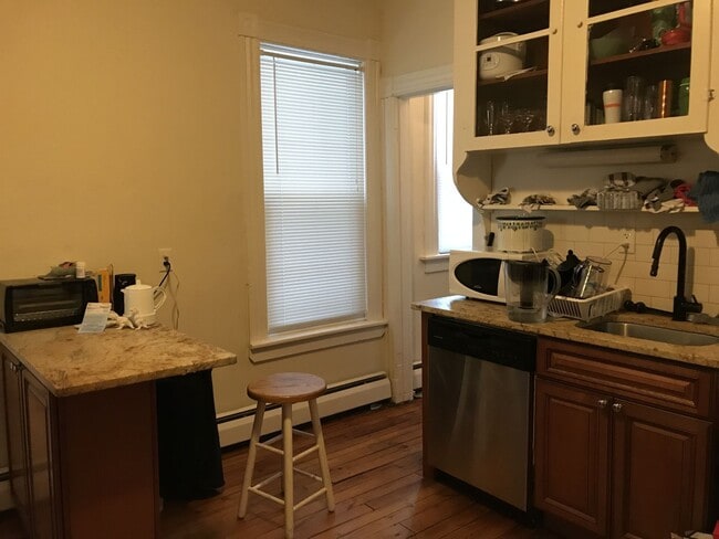 Photo - 60 Mechanic St Unit 1