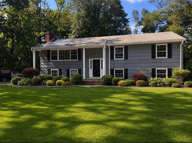 38 Nursery St