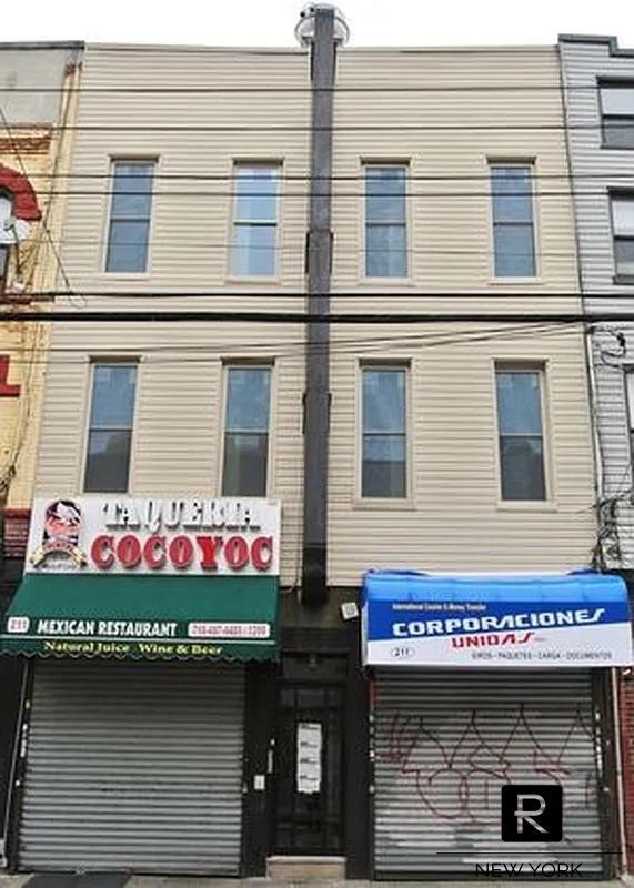 Photo - 211 Wyckoff Ave