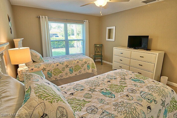 Photo - 793 97th Ave N