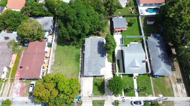 Photo - 3121 SW 25th St Unit Right