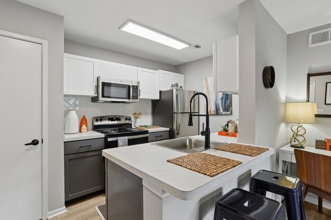 Photo - Avana Court