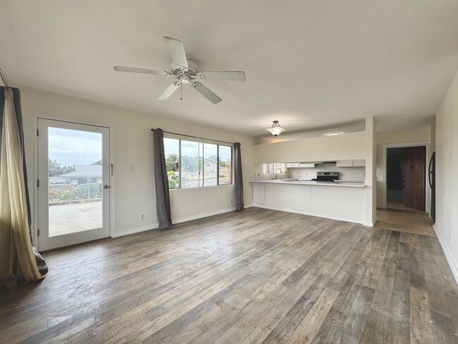 Photo - 2886 Liholani St